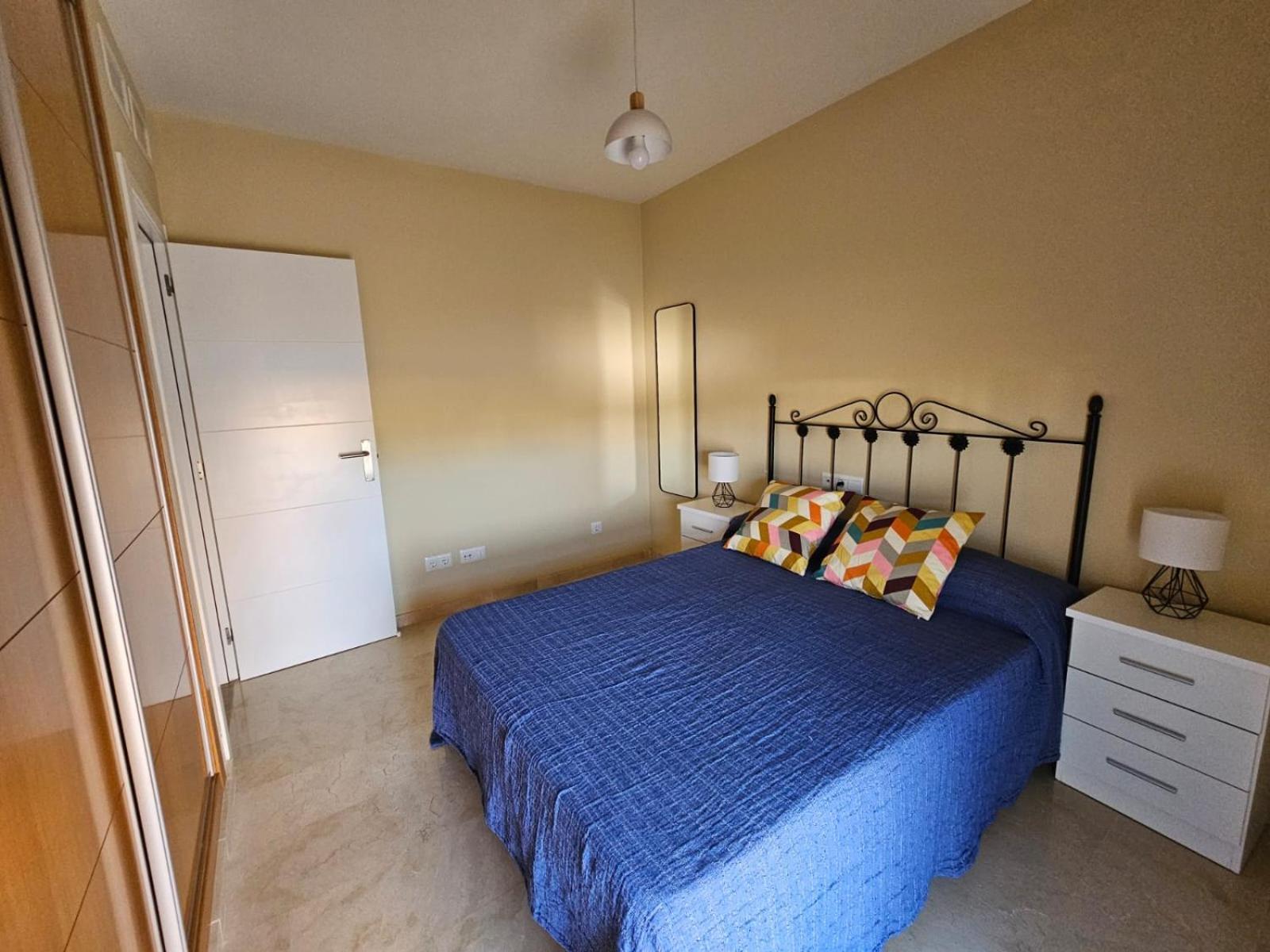 Golf En Baviera Con Vistas Al Mar Apartment กาเลตา เด เวเลซ ภายนอก รูปภาพ
