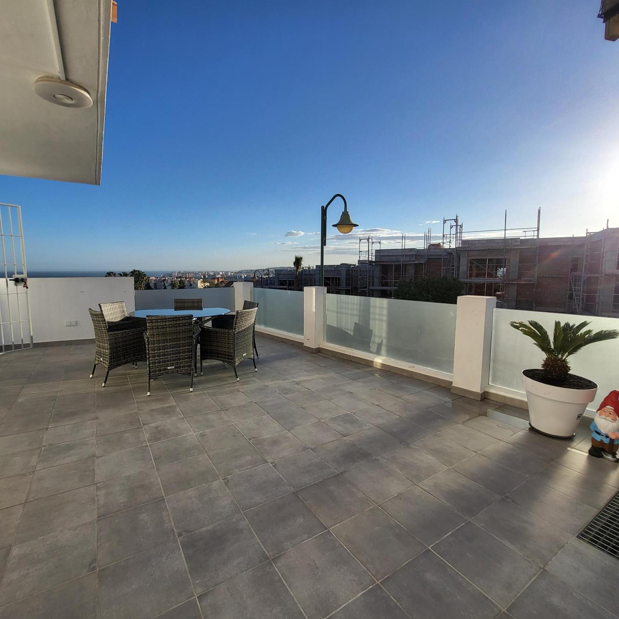 Golf En Baviera Con Vistas Al Mar Apartment กาเลตา เด เวเลซ ภายนอก รูปภาพ