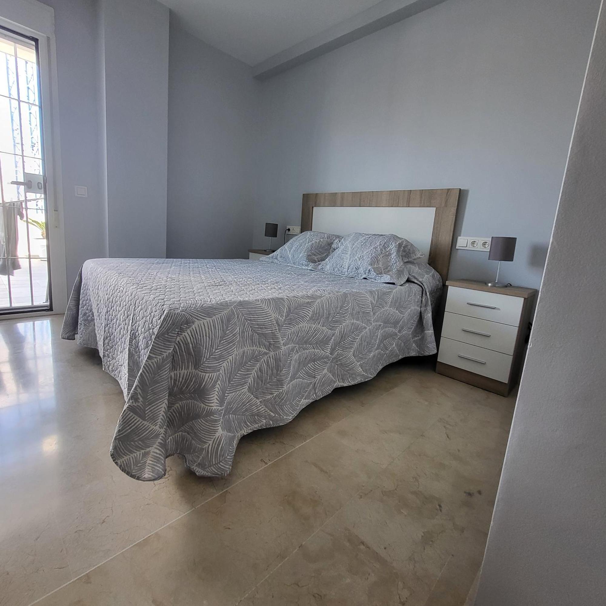 Golf En Baviera Con Vistas Al Mar Apartment กาเลตา เด เวเลซ ภายนอก รูปภาพ