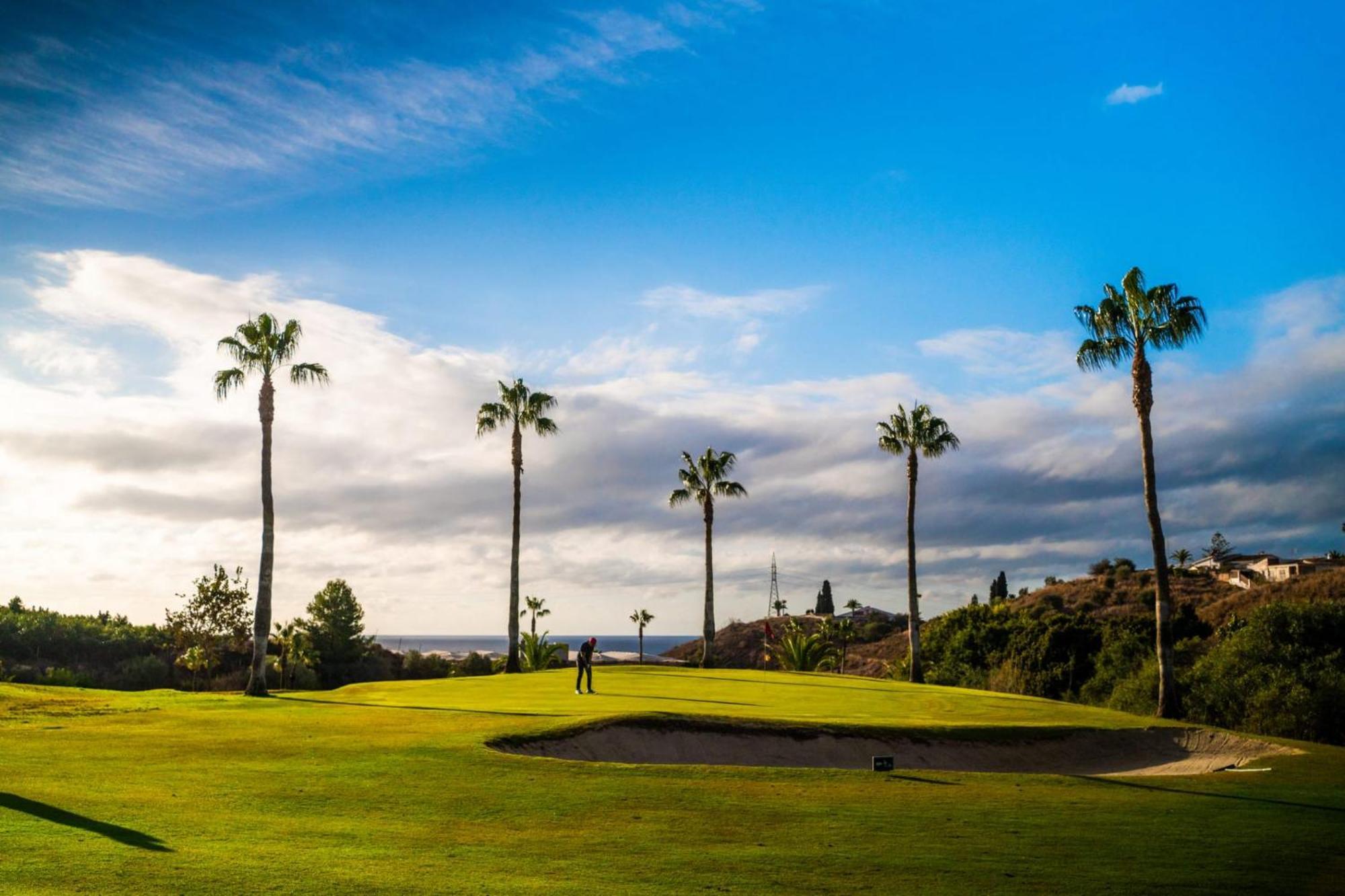 Golf En Baviera Con Vistas Al Mar Apartment กาเลตา เด เวเลซ ภายนอก รูปภาพ